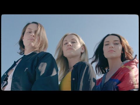 Anuka ft. Amaya & Emelie - The Change (Official Music Video)