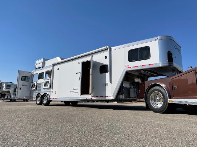Preview image of Cimarron Trailers Norstar 3 Horse Living Quarters youtube video