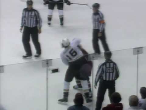 George Parros vs Paul Bissonnette Oct 31, 2009