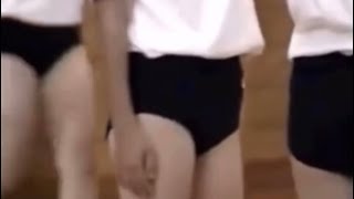 女子の体育はブルマー