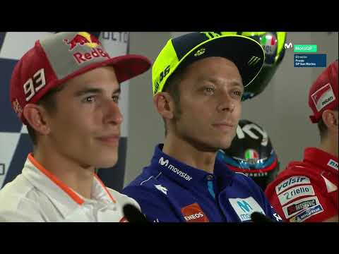 Valentino Rossi le niega la mano a Marc Márquez Rueda Prensa GP Misano 2018
