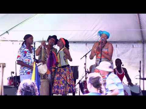 Betsayda Machado y Parranda El Clavo at Sunfest 2016