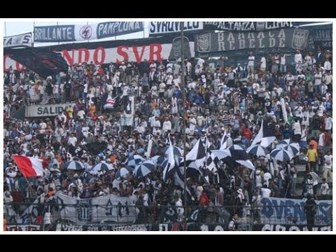 "La hinchada de todas las sangres, la hinchada del Perú" Barra: Comando SVR • Club: Alianza Lima