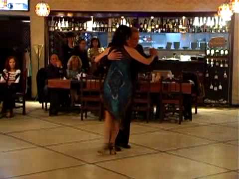 Heber Fatigatti "El Bichi" & Inés Pinto en Divina Milonga Jueves 01 Oct 2009