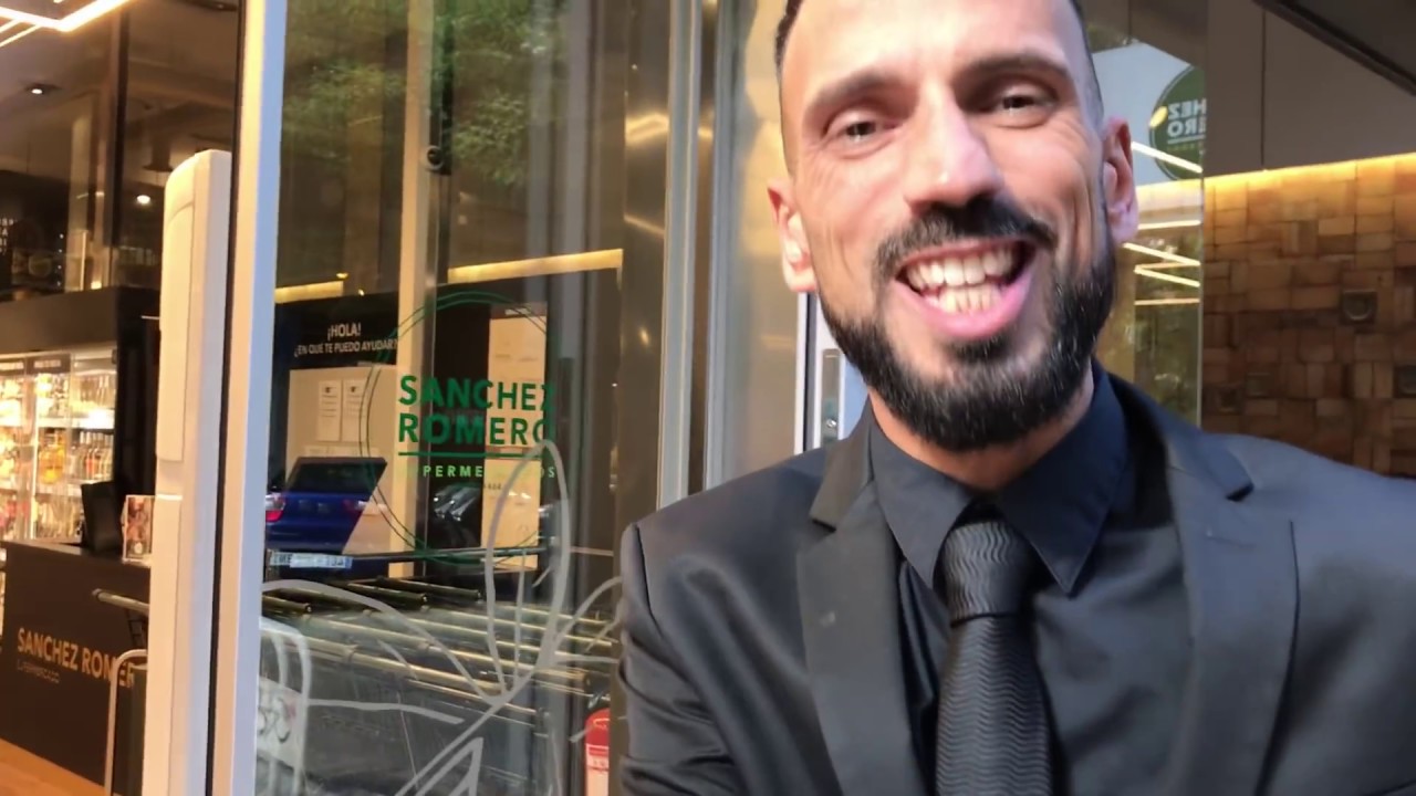 Vídeo-tour por el nuevo modelo de súper de Sánchez Romero