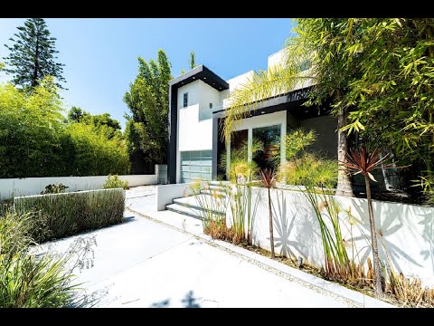 315 S Mansfield Avenue | Hancock Park - The Agency