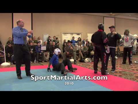 2010 NBL Supergrands - Robert Colton v Willie Hicks