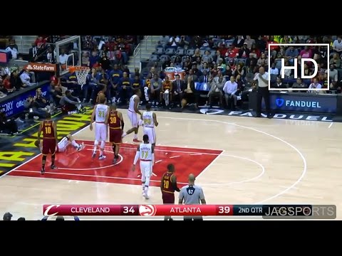 Dwight Howard Monster block over Jordan McRae
