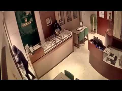 Robbery in Bratislava of jewellery (Rolex watch) worth 800,000