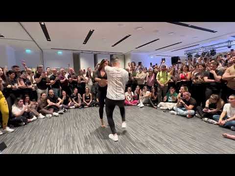 Daniel y Desiree - Bachata Sensual Workshop -Evento People Roma 2023