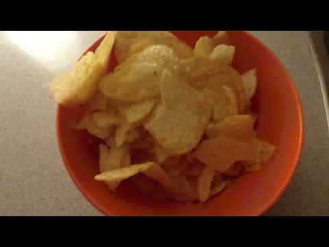 MongoTV_10529 - SPISER SKÅL CHIPS LØRDAG MIDNAT