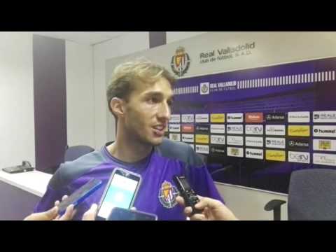 Rafa López, capitán del Real Valladolid ante el Girona