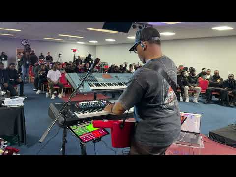 @israelhoughtonmusic  Medley (Aux POV)  🎹🤯