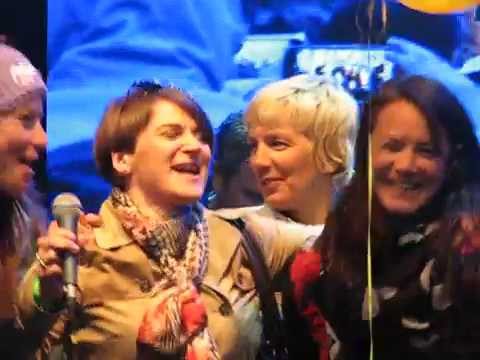 Jure Košir & Tina Maze - Včasih smučam hit, včasih pa počas (Črna 2015)