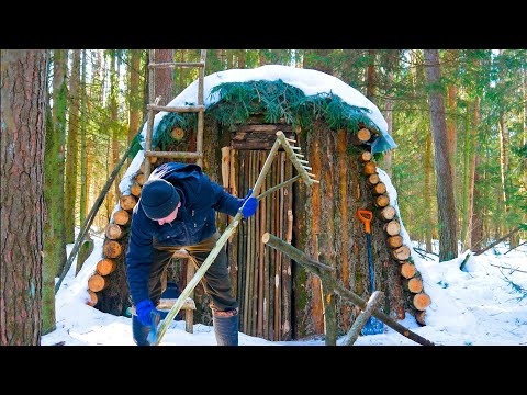 , title : 'Winter BUSHCRAFT in SUNNY weather | we make a RAKE from wood | preparing SOUP | ASMR | 4K'