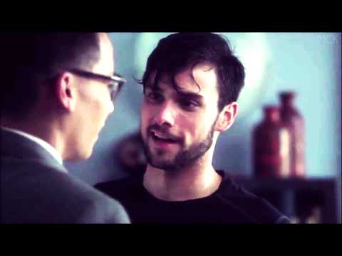 Connor & Oliver - Chasing Pavements