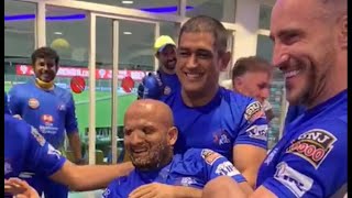 Dhoni and co. give Monu Singh a hilarious cake facial