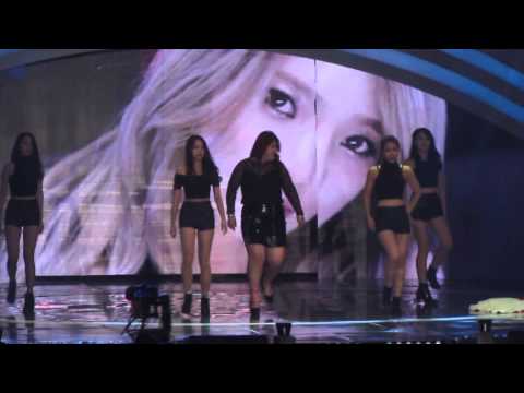 141113 Gook Ju dancing to girl groups at melon awards