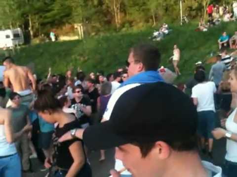 Rave am Neckarufer // Landungsbrücke