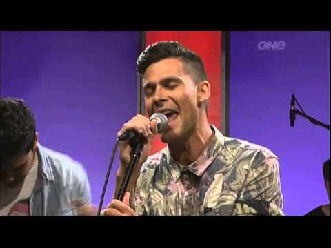 DANE RUMBLE AND JUPITER PROJECT - perform NOT ALONE live on Good Morning