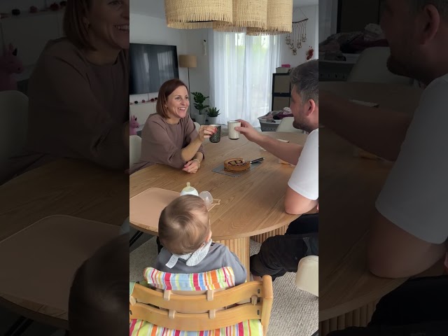 Video teaser for Koenig Finessa Duo Review – Familienfreundlicher Kaffeemaschinen-Test von Jessica