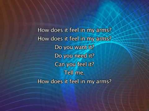 Kylie Minogue - In My Arms, Lyrics In Video