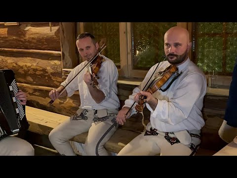 Kapela Huzary - „pośli śwarni chłopcy” komuś brakło głosu 😂😂