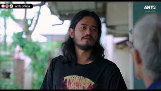 Download lagu JUST BECAUSE OF SHOES mp3 Download lagu JUST BECAUSE OF SHOES mp3