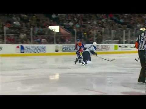 Gagner to Paajarvi to Jones 12/4/10 vs St. Louis