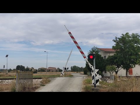 Passaggio a livello | Strada Vicinale Sant'Antonio, Sorbolo (PR) | EmZe