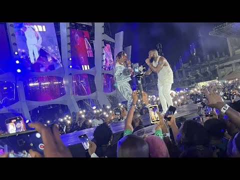 Moment Asake join Davido on stage to perform "NO COMPETITION" at the timeless Concert