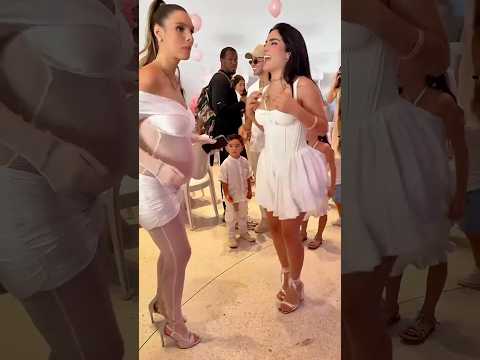 Kimberly Loaiza presente en el Gender Reveal  de lele pons#foryou #kimberlyloaiza #mexico #lelepons