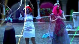 True Colours: Kitsch Palace vs Cyndi Lauper