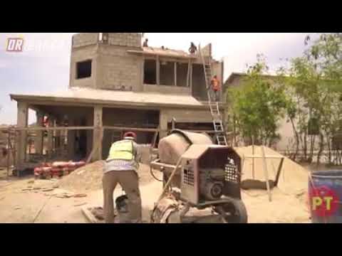 El Doctor Ibarra Montoya recorrió algunas obras de #LosCabos para felicitar a los albañiles en su día