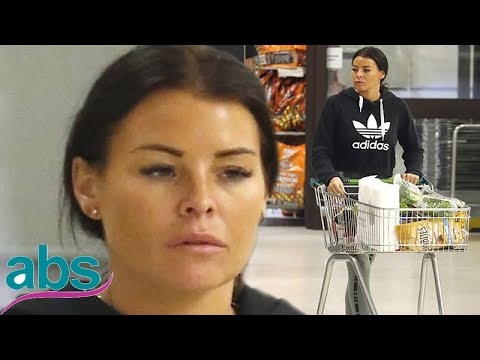 Jess Wright goes make-up free during healthy shopping trip at Waitrose  | ABS US  DAILY NEWS