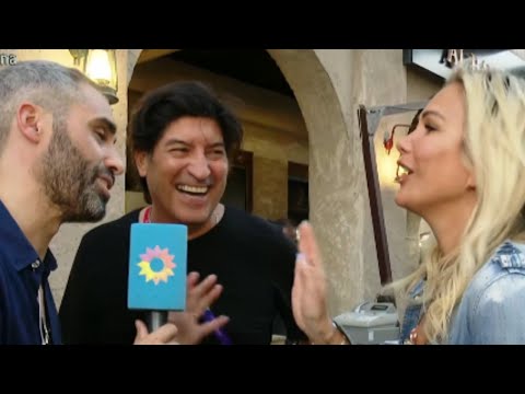 Former soccer player Iván Zamorano and his wife María Alberó before the Argentina match.
