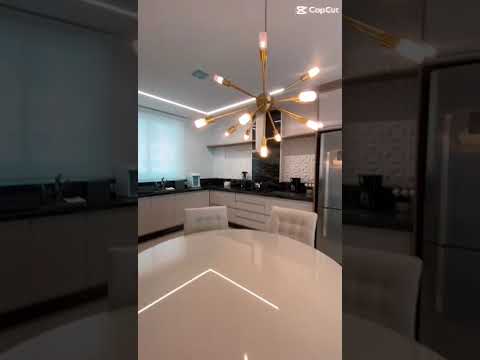 Apartamento mobiliado com 3 suites e duas vagas   Aluguel Anual – Meia Praia, Itapema
