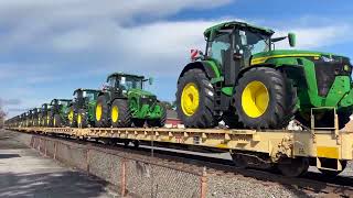 🚂 NS FREIGHT CARRYING JOHN DEERE TRACTORS ON FLATCARS | COLUMBIANA OHIO RAILFANNING