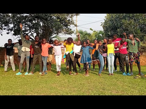Olunaku lwe Luno Mikie Wine & Levixone. ( Official Dance Video )