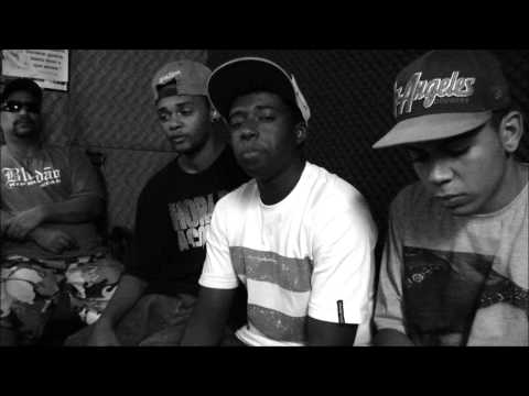 PESOLUNAR FALA SOBRE LANÇAMENTO DO CD!