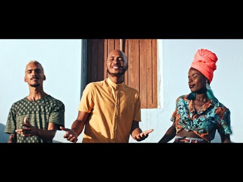 AZAGUA - Valoriza (official video)