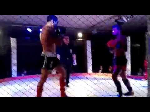 Cristian Nuñez vs Santiago Diaz , Kickboxing semiprofesional 1er round