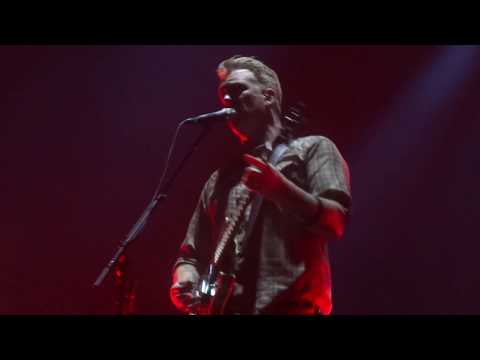 Queens Of The Stone Age - Fortress - Live In Paris 2017