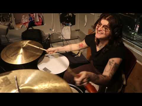 Thus Love - ALIVE IN THE BASEMENT || WNYU