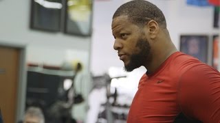 Ndamukong Suh Competes on Cleans | American Muscle