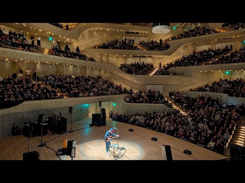Thees Uhlmann - Avicii (live @Elbhilharmonie, Hamburg 2026) - 4K