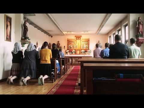 Gloria Patri (Sung Traditional Rosary)