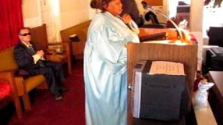 pt.4~~ "Pastor Queenie Clark~~10/11/11~"A safe landing"~~Job 13:15