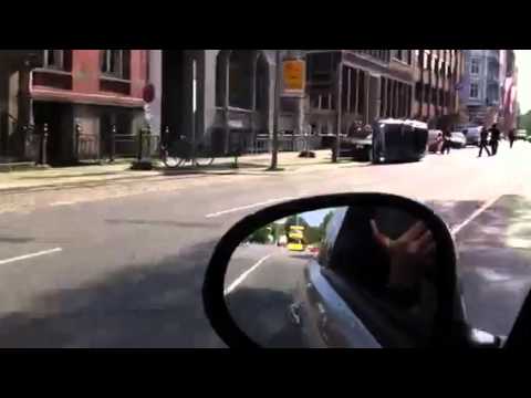 Parklatzproblem gelöst Auto auf der Seite parkend in Hamburg