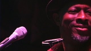That&#39;s Not Love (LIVE) ... Keb Mo HQ at Vancouver Island Musicfest 2005